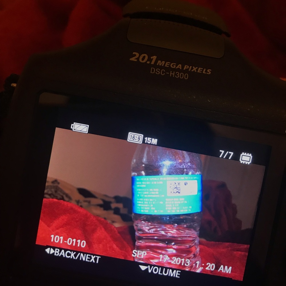 Sony camera - Picture 3 of 5